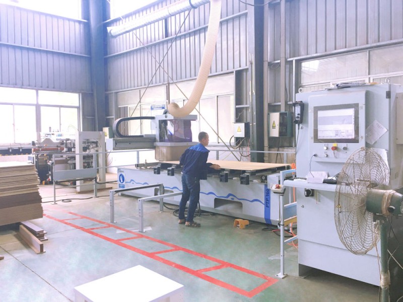 Tre CNC Machining Center